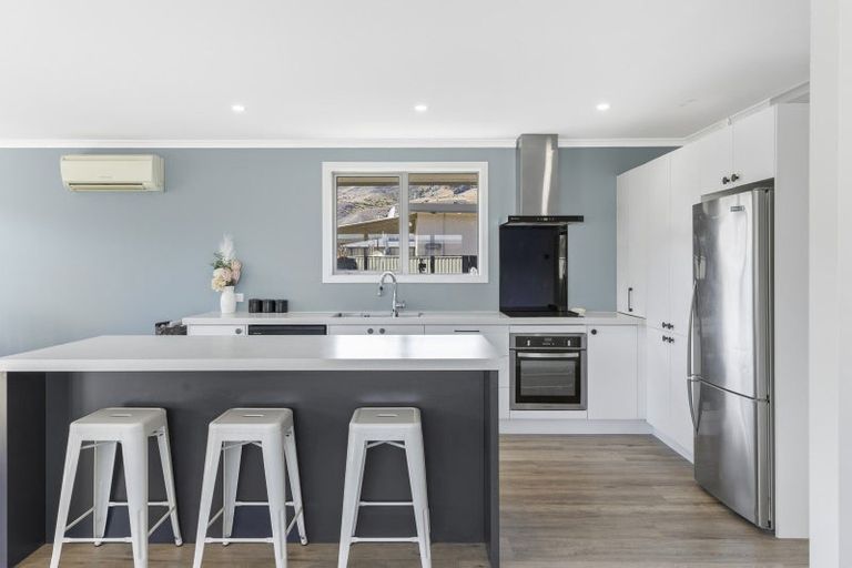 Photo of property in 30 Horace Street, Cromwell, 9310