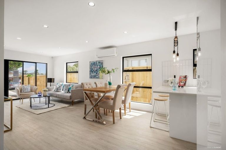 Photo of property in 27a Ben Lora Place, Mangere East, Auckland, 2024