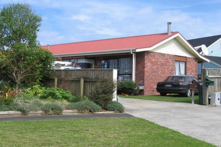 Photo of property in 15 Poutama Place, Tawhero, Whanganui, 4501