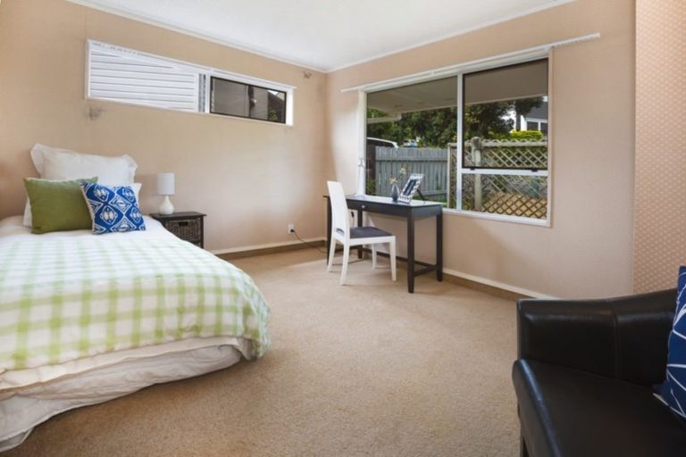 Photo of property in 19 Mercury Way, Whitby, Porirua, 5024