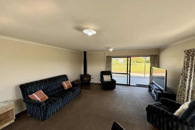 Photo of property in 60 Duncan Street, Ward, Seddon, 7285