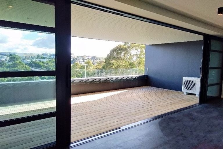 Photo of property in 501/8 Kingsland Terrace, Kingsland, Auckland, 1021