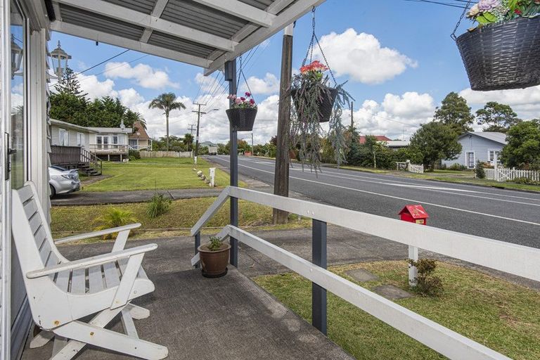 Photo of property in 67 George Street, Hikurangi, 0114