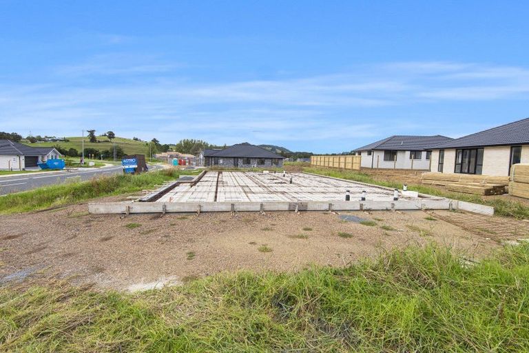 Photo of property in 125 Wairau Drive, Tikipunga, Whangarei, 0112