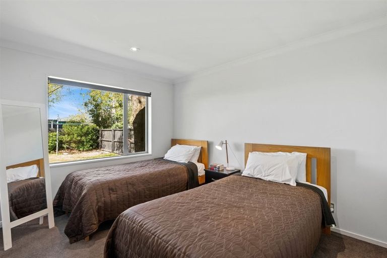 Photo of property in 18 Bateman Avenue, Bryndwr, Christchurch, 8053