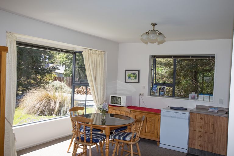 Photo of property in 7 Pioneer Drive, Lake Tekapo, 7999