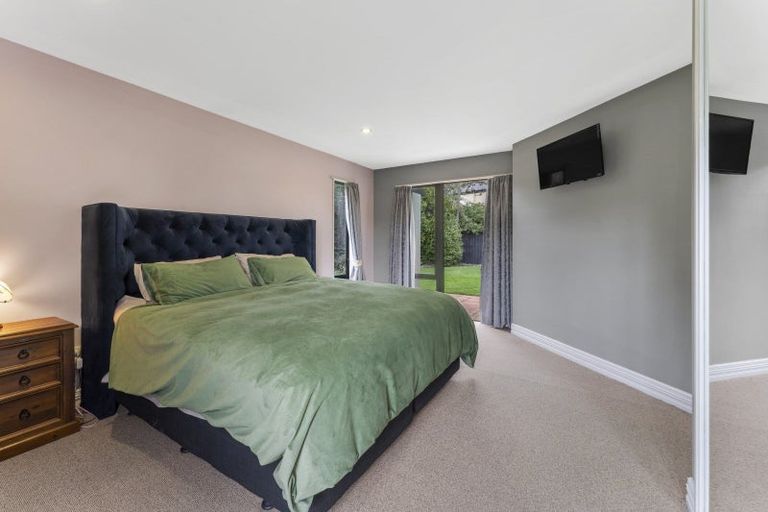 Photo of property in 23 Coates Place, Rangiora, 7400