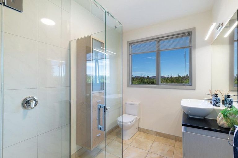 Photo of property in 289 Riverbank Road, Wanaka, 9382