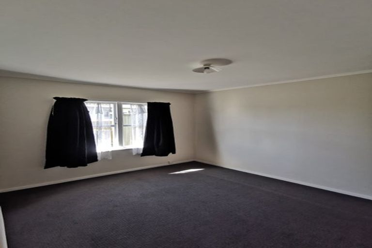 Photo of property in 6 Sterling Avenue, Manurewa East, Auckland, 2102