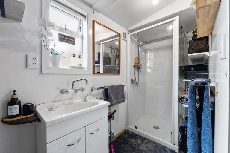 Photo of property in 12 Denvir Street, Strowan, Christchurch, 8052