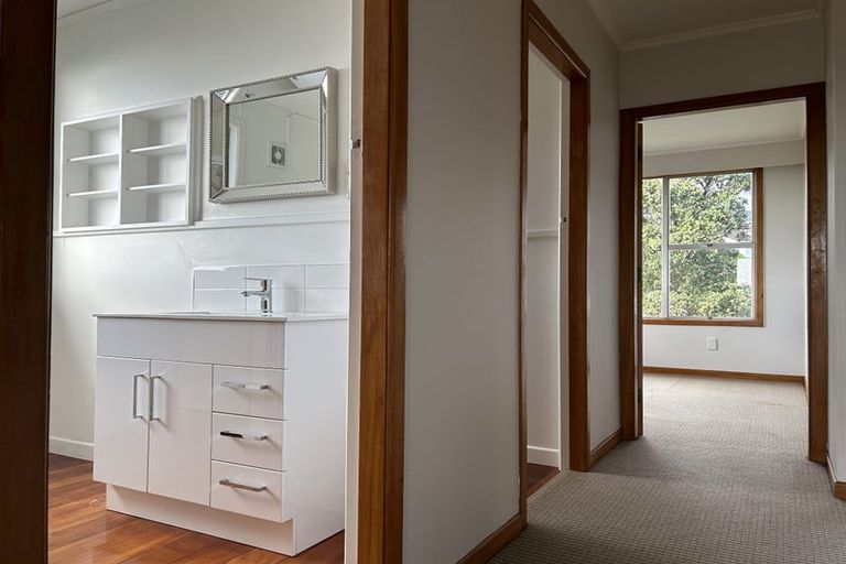 Photo of property in 4/80 Whiteley Street, Moturoa, New Plymouth, 4310