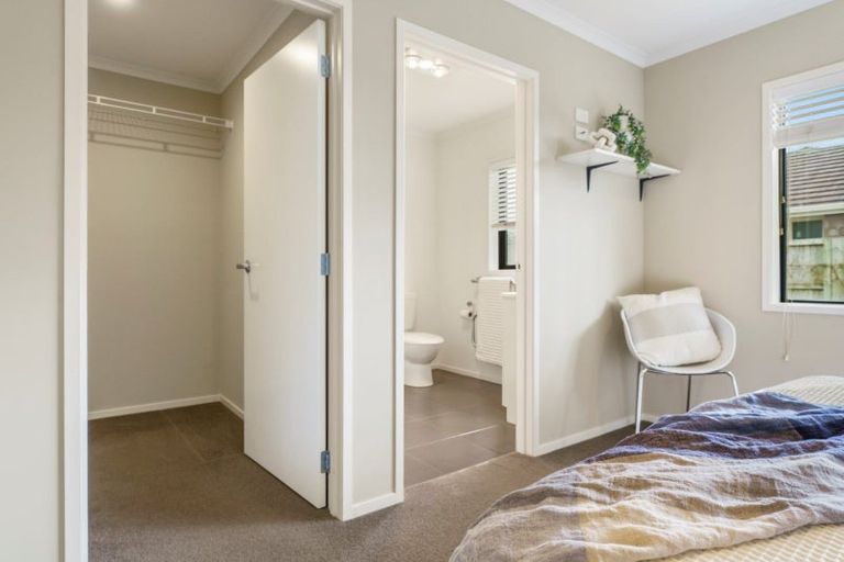 Photo of property in 26 Butterworth Crescent, Papamoa Beach, Papamoa, 3118