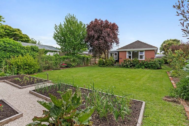 Photo of property in 201 Wairakei Road, Bryndwr, Christchurch, 8053