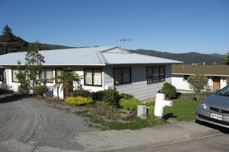 Photo of property in 96b Lord Street, Stokes Valley, Lower Hutt, 5019