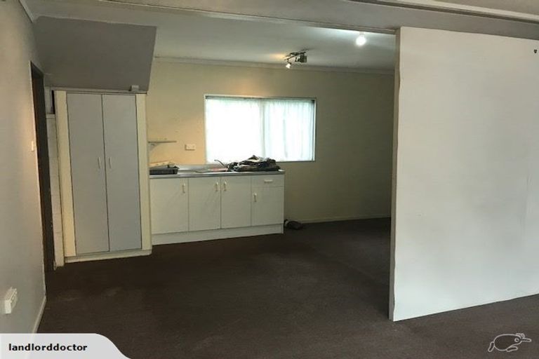 Photo of property in 25 Pah Road, Papatoetoe, Auckland, 2025