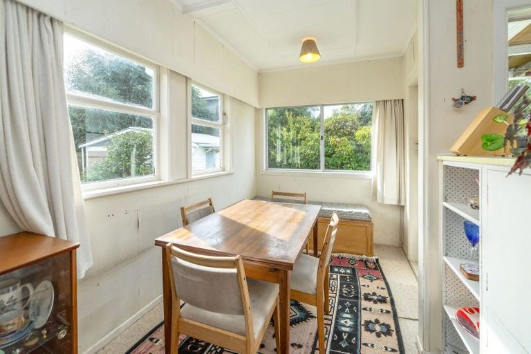 Photo of property in 79 Kuratawhiti Street, Greytown, 5712