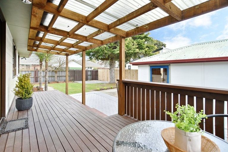 Photo of property in 102a Amyes Road, Hornby, Christchurch, 8042