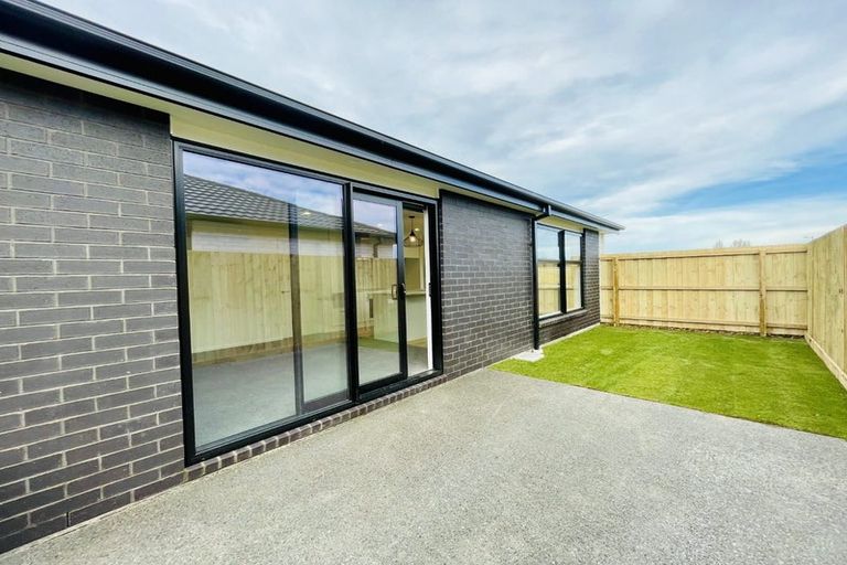 Photo of property in 3 Piopio Lane, Halswell, Christchurch, 8025