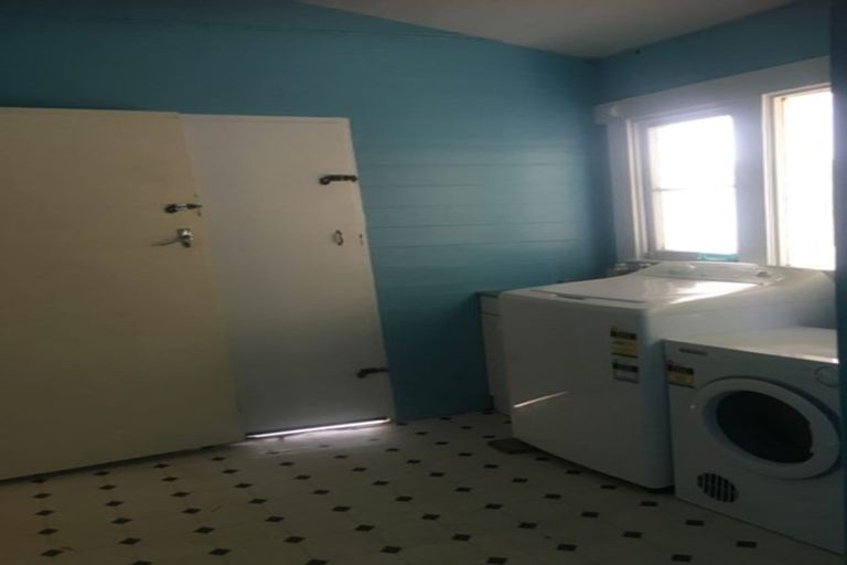 Photo of property in 4 Myrtle Crescent, Mount Cook, Wellington, 6021