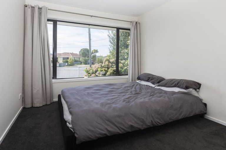 Photo of property in 10 Epping Place, Burnside, Christchurch, 8053