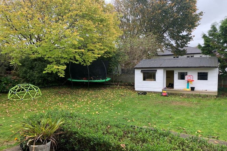 Photo of property in 11 Herriot Street, Richmond, Invercargill, 9810