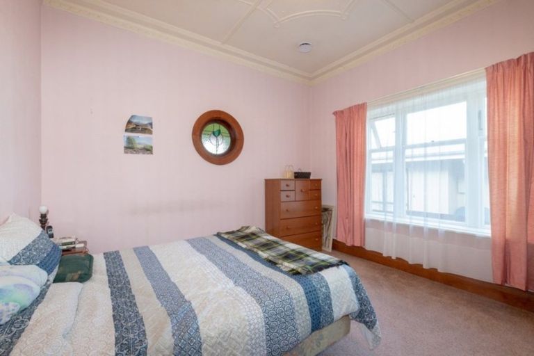 Photo of property in 60 Argyle Street, Mornington, Dunedin, 9011