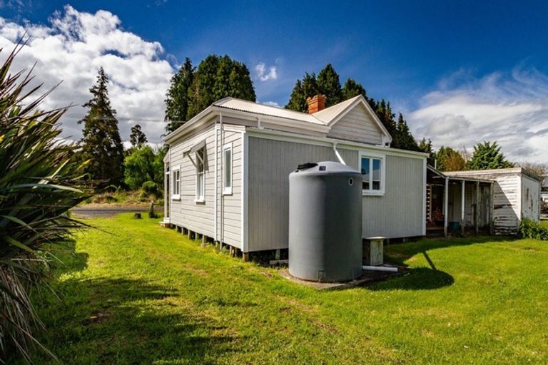 Photo of property in 16 Tau Street, Rangataua, Ohakune, 4691
