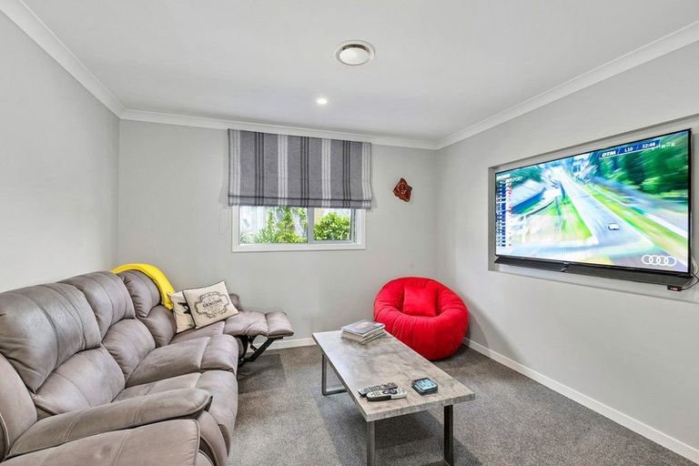 Photo of property in 6 Manuka Close, Mangawhai, 0505