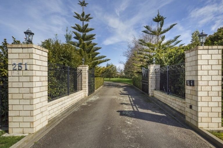 Photo of property in 251 Mount Stewart Halcombe Road, Sanson, Palmerston North, 4479