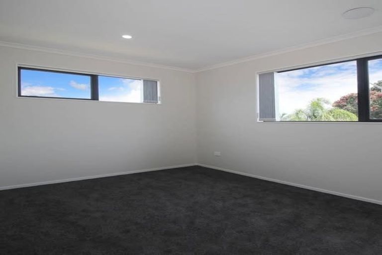 Photo of property in 3/42 Great South Road, Manurewa, Auckland, 2102