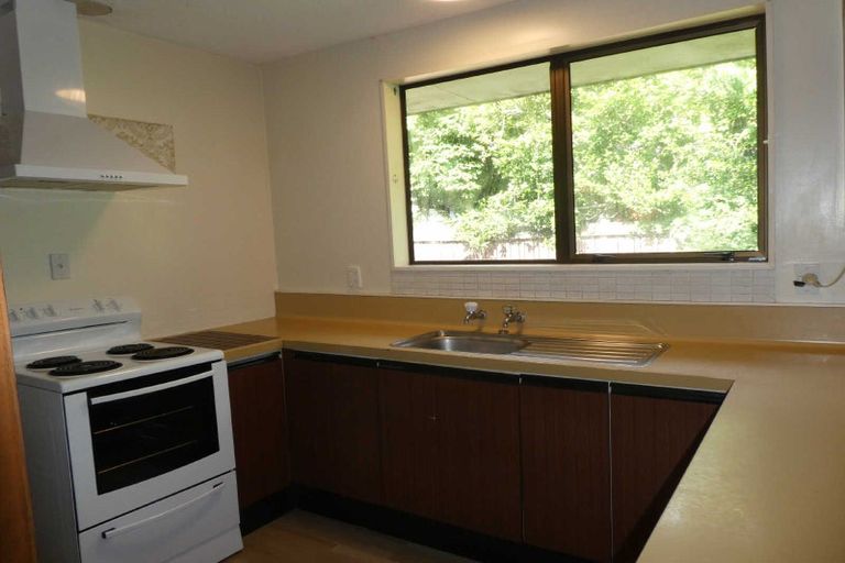 Photo of property in 2/14 Siska Place, Upper Riccarton, Christchurch, 8041