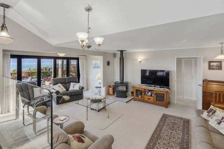 Photo of property in 208 Pomona Road, Ruby Bay, Upper Moutere, 7173