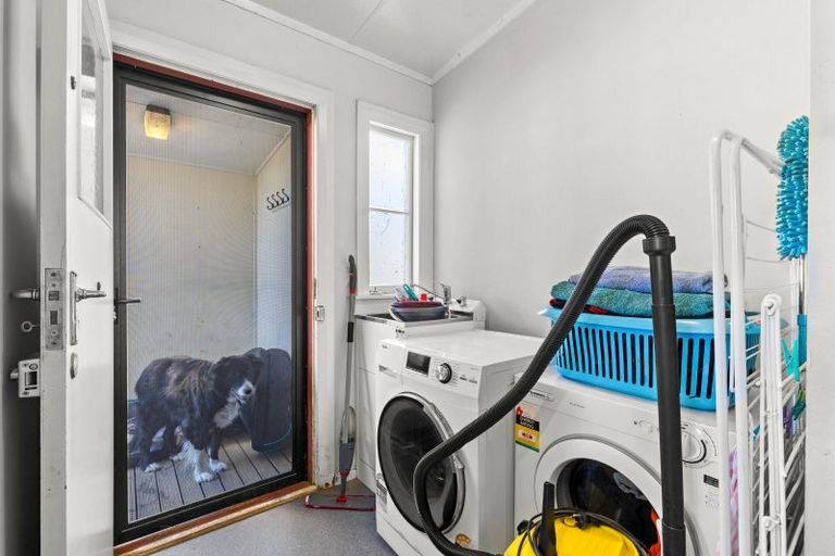 Photo of property in 15 Fairs Road, Milson, Palmerston North, 4414