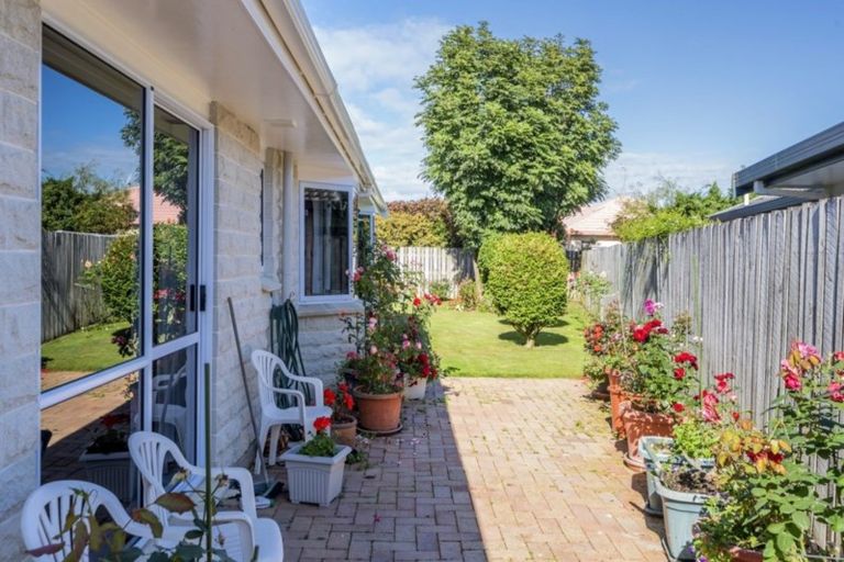 Photo of property in 16 Wright Grove, Levin, 5510