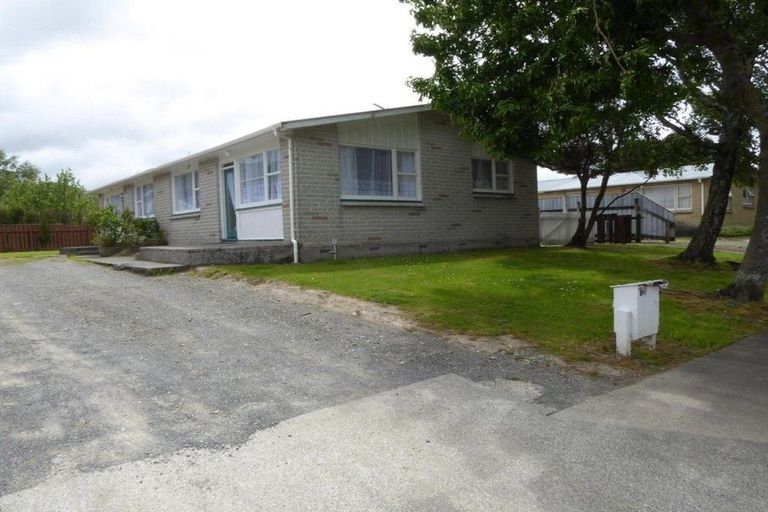 Photo of property in 1/103 Clouston Park Road, Clouston Park, Upper Hutt, 5018