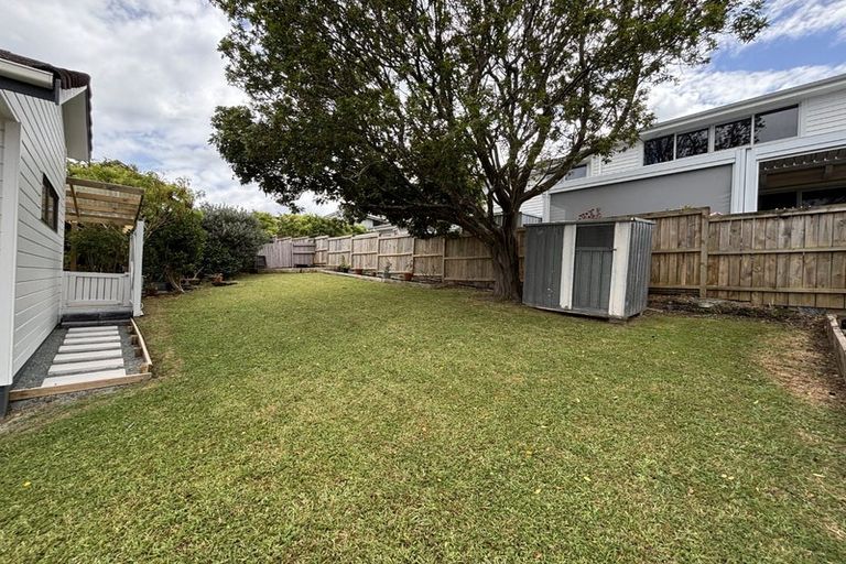 Photo of property in 59 Kennedy Avenue, Forrest Hill, Auckland, 0620