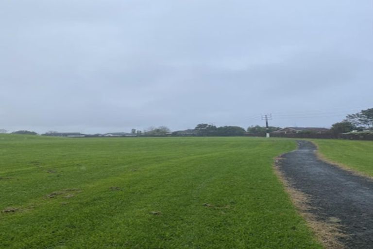 Photo of property in 1 Murillo Place, Henderson, Auckland, 0612