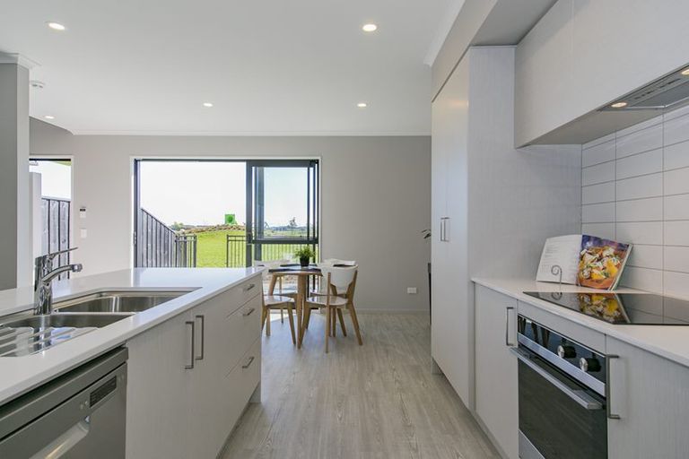 Photo of property in 4 Brian Keogh Lane, Wigram, Christchurch, 8025