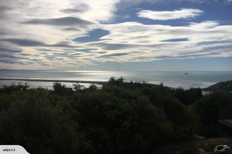 Photo of property in 155 Moncks Spur Road, Mount Pleasant, Christchurch, 8081