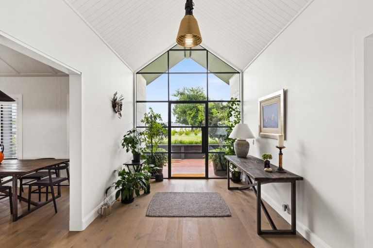 Photo of property in 58 Breadalbane Avenue, Havelock North, 4130