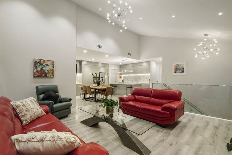 Photo of property in 26 Tawatawa Street, Long Bay, Auckland, 0630