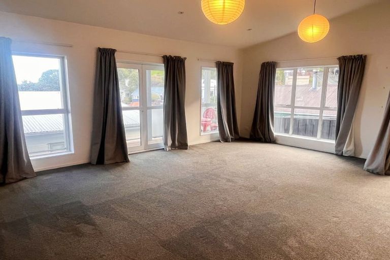 Photo of property in 40 Cunningham Terrace, Lyttelton, 8082