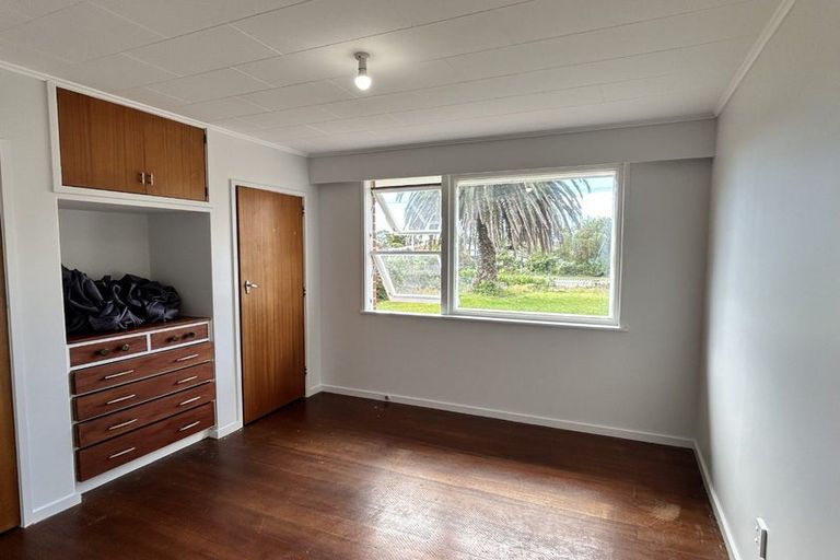 Photo of property in 60 Rimu Street, Waikanae, 5036