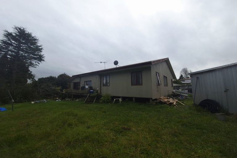 Photo of property in 8a Inver Street, Glen Eden, Auckland, 0602