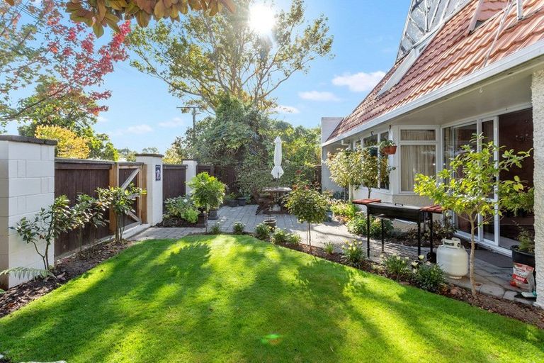 Photo of property in 24d Mansfield Avenue, St Albans, Christchurch, 8014
