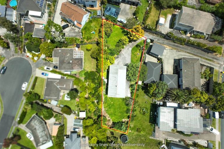 Photo of property in 220 Glamorgan Drive, Northcross, Auckland, 0630