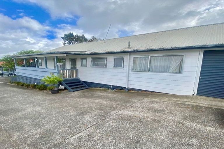 Photo of property in 1/137 Titirangi Road, New Lynn, Auckland, 0600