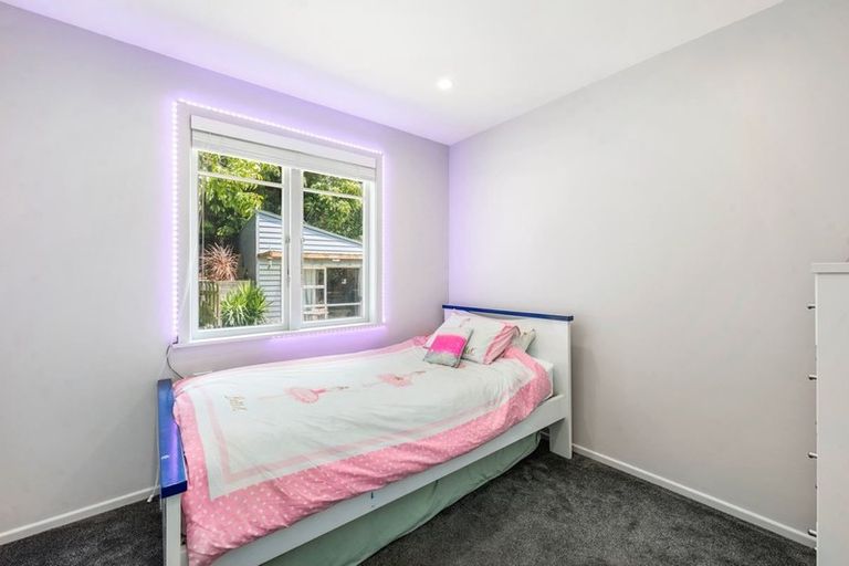 Photo of property in 21 Kotare Street, Hilltop, Taupo, 3330