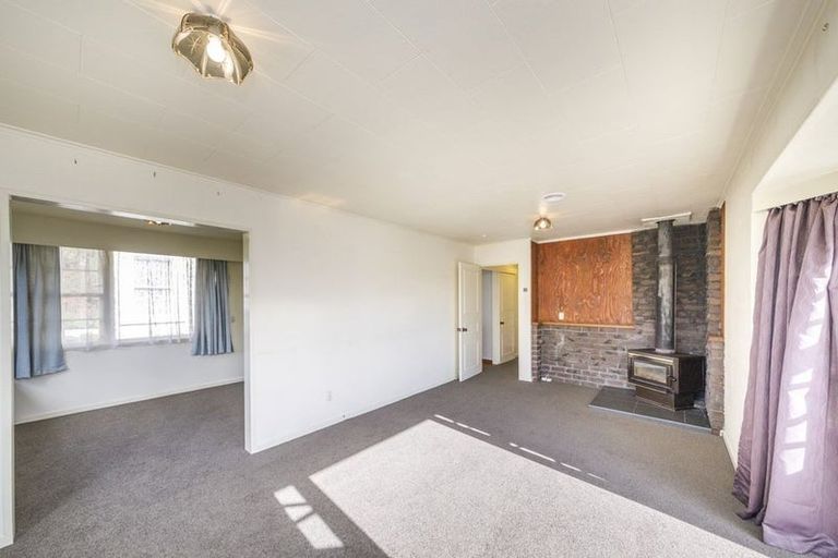 Photo of property in 91 Bridge Street, Bulls, 4818