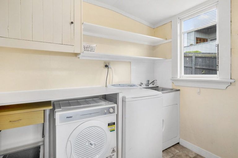 Photo of property in 38 Cliffs Road, Saint Clair, Dunedin, 9012